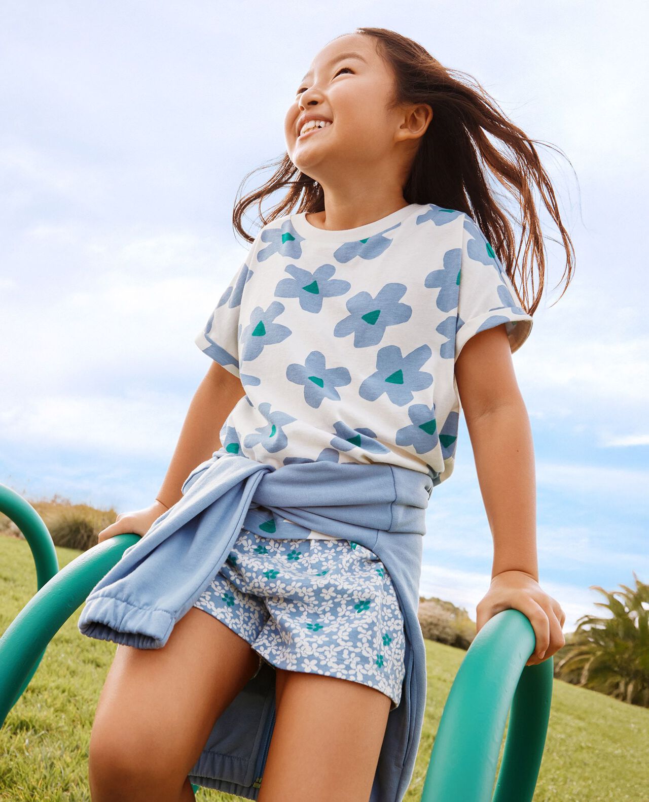 T-Shirt & Shorts Set - Image 2