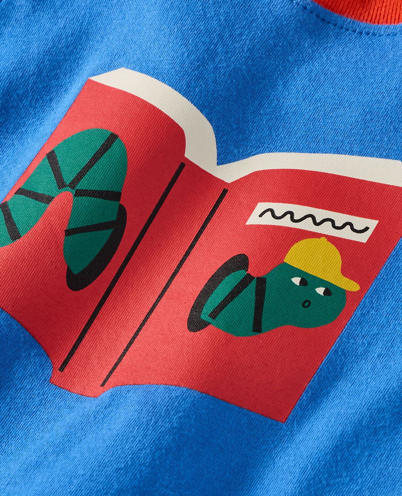 Classic Fit Graphic T-Shirt - Image 3