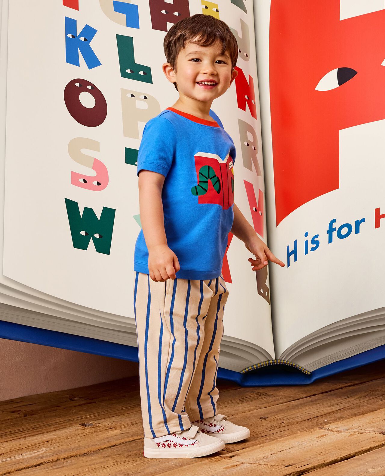 Classic Fit Graphic T-Shirt - Image 4